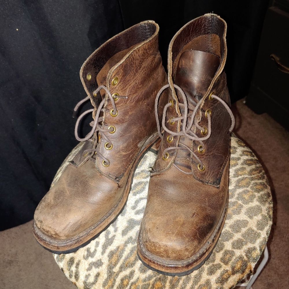 Vintage Frye